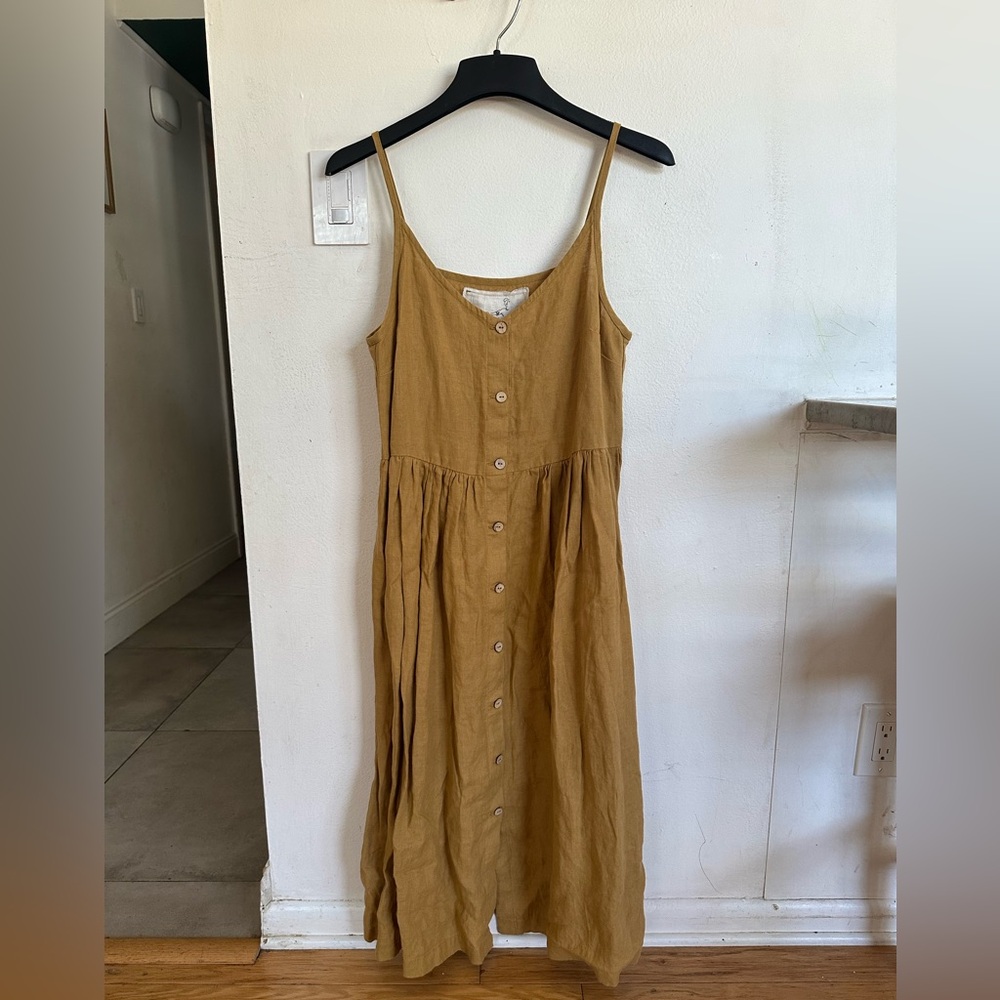 Not Perfect Linen “Sarah” Dress — Camel (Size M/L, 100% Linen)